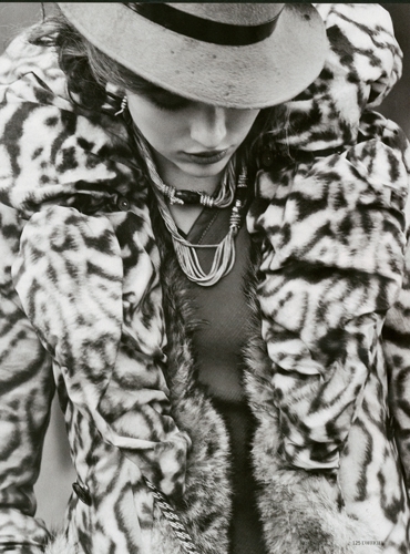 Bette Franke  L’Officiel Dutch September 2010 photographer Giulia Noni 