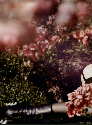 Kim Noorda  L’Officiel Dutch September 2010 photographer Giulia Noni 