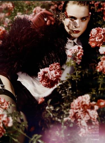 Kim Noorda  L’Officiel Dutch September 2010 photographer Giulia Noni 