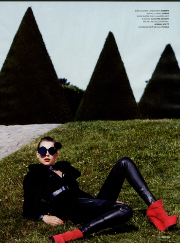 Kim Noorda  L’Officiel Dutch September 2010 photographer Giulia Noni 